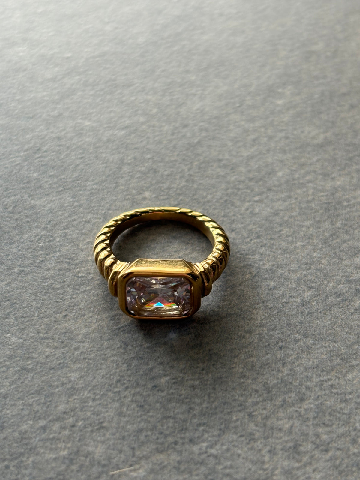 Aria Ring