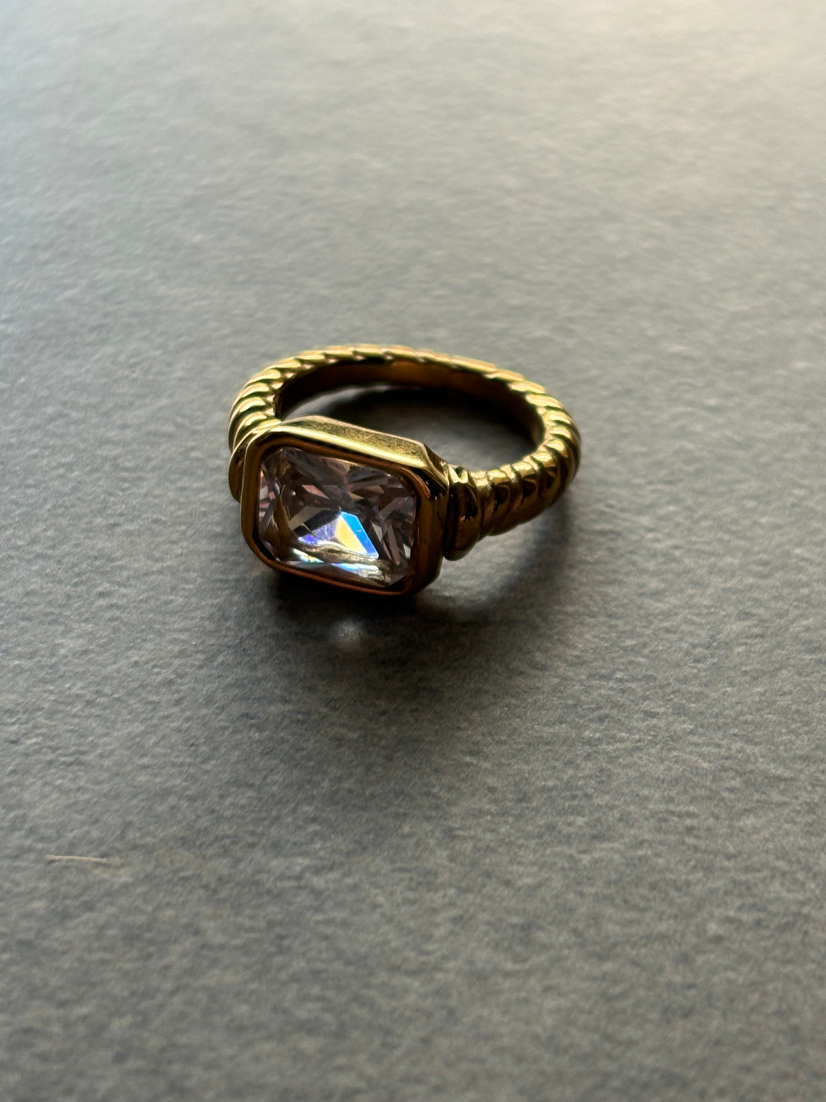 Aria Ring